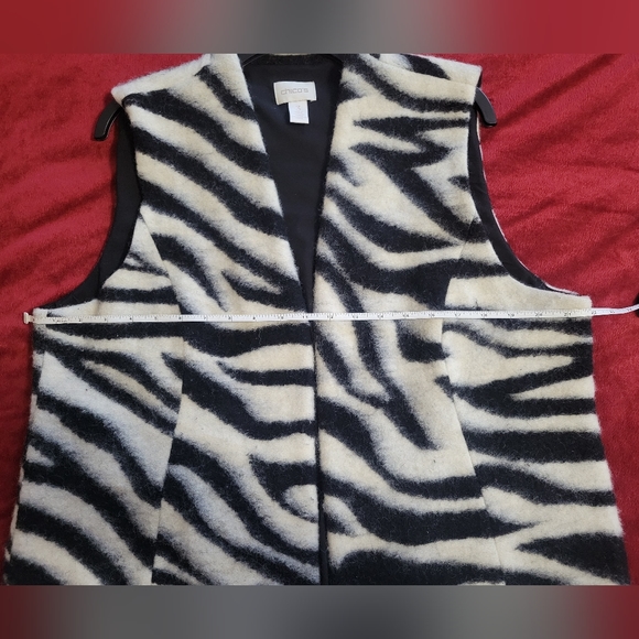 Chico's zebra vest size 3 - Picture 7 of 7
